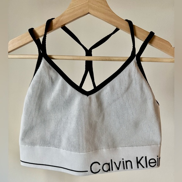 Calvin Klein Performance Striped Criss Cross Bralette X-Large - Picture 1 of 3